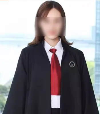 周律师