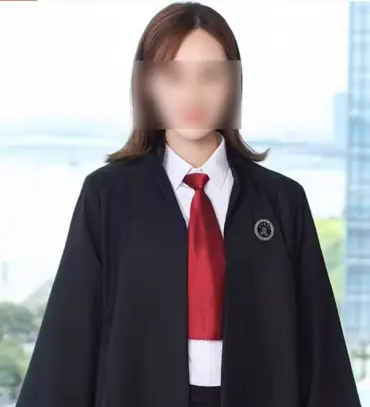 周律师