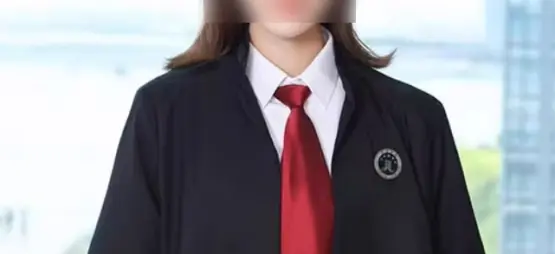 周律师