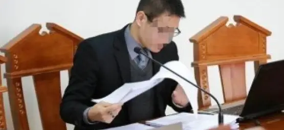 代理谈判出庭